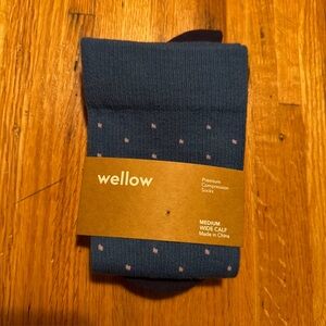 Wellow Premium Compression Socks Blue Medium M WIDE CALF 18-25 mmHg Unisex NEW
